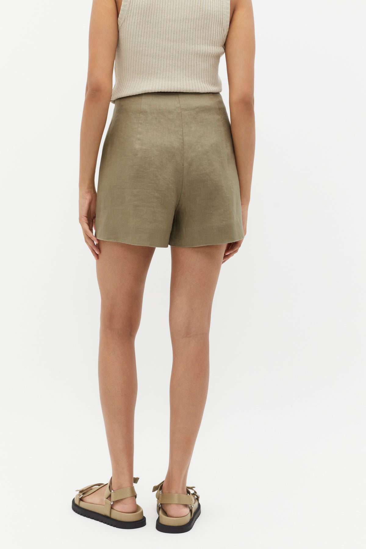 Linen Tailored Short