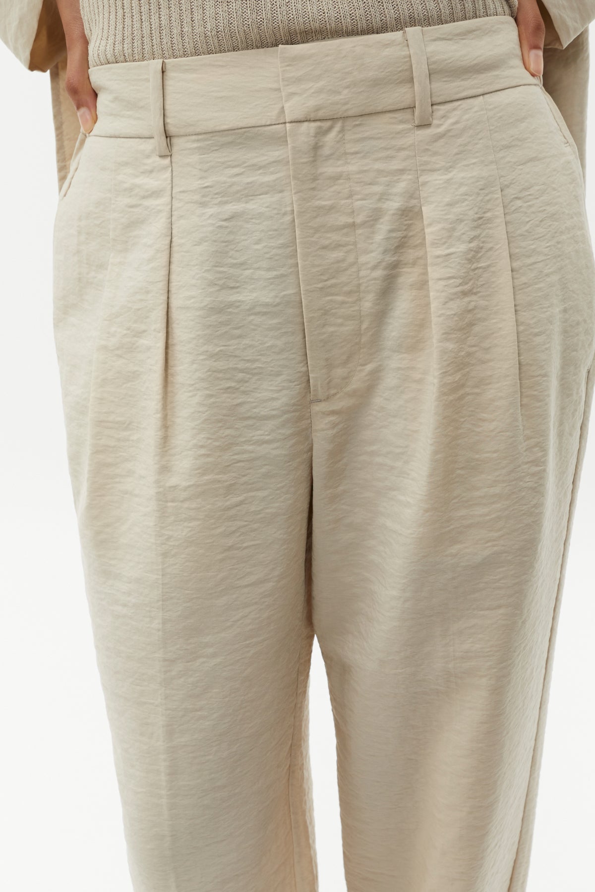 Pleat Front Trouser
