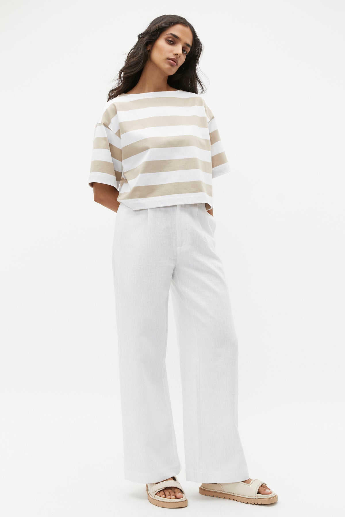 Textured Wide Leg Pant
