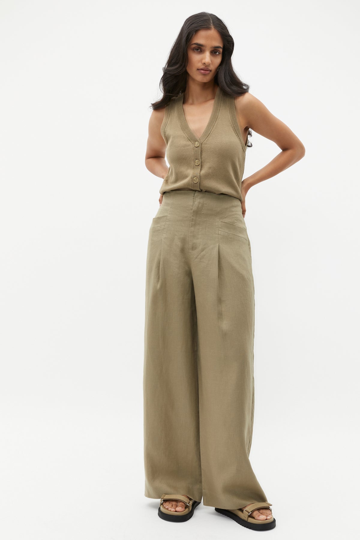 Linen High Rise Pleat Pant