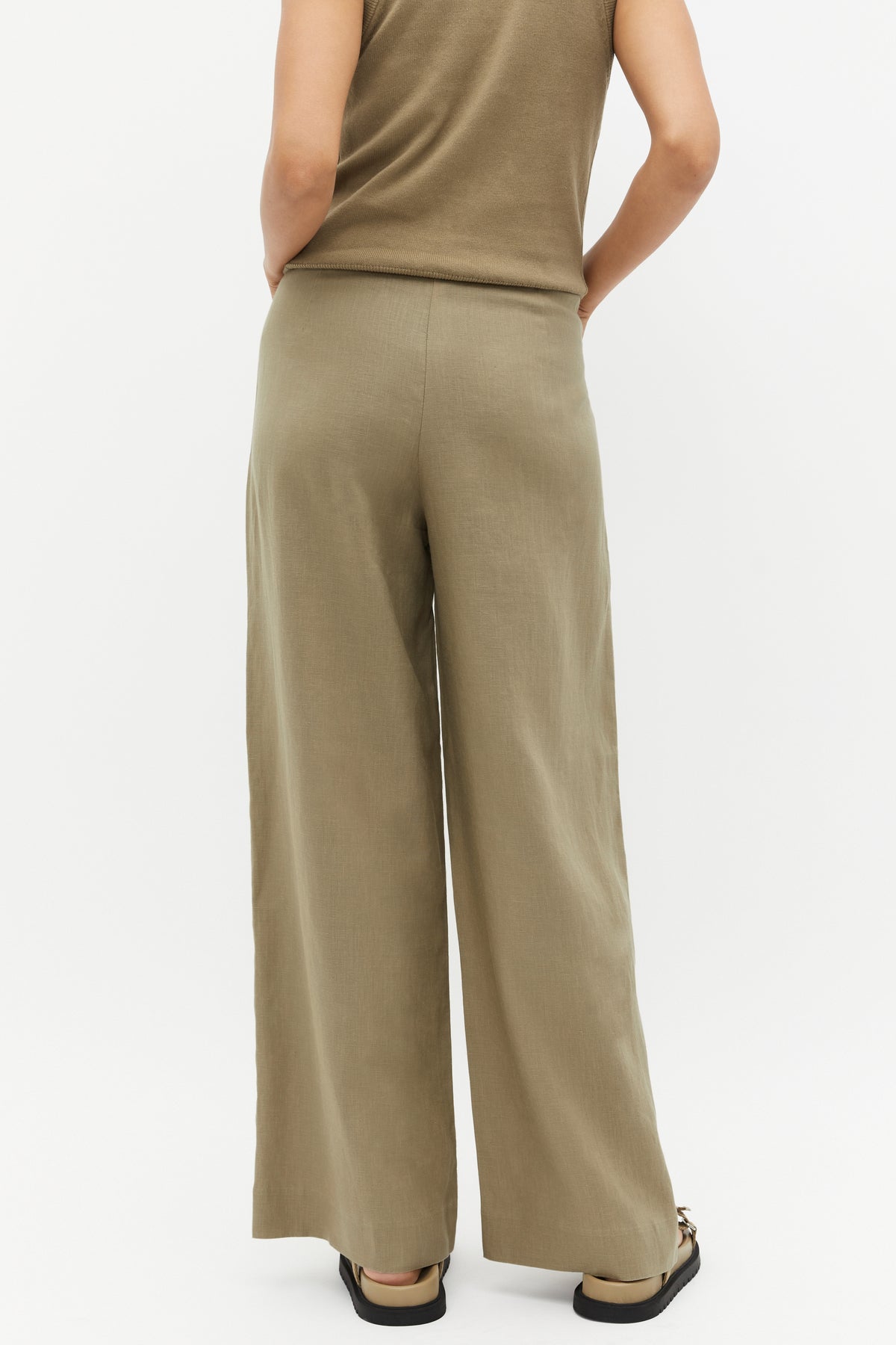 Linen High Rise Pleat Pant