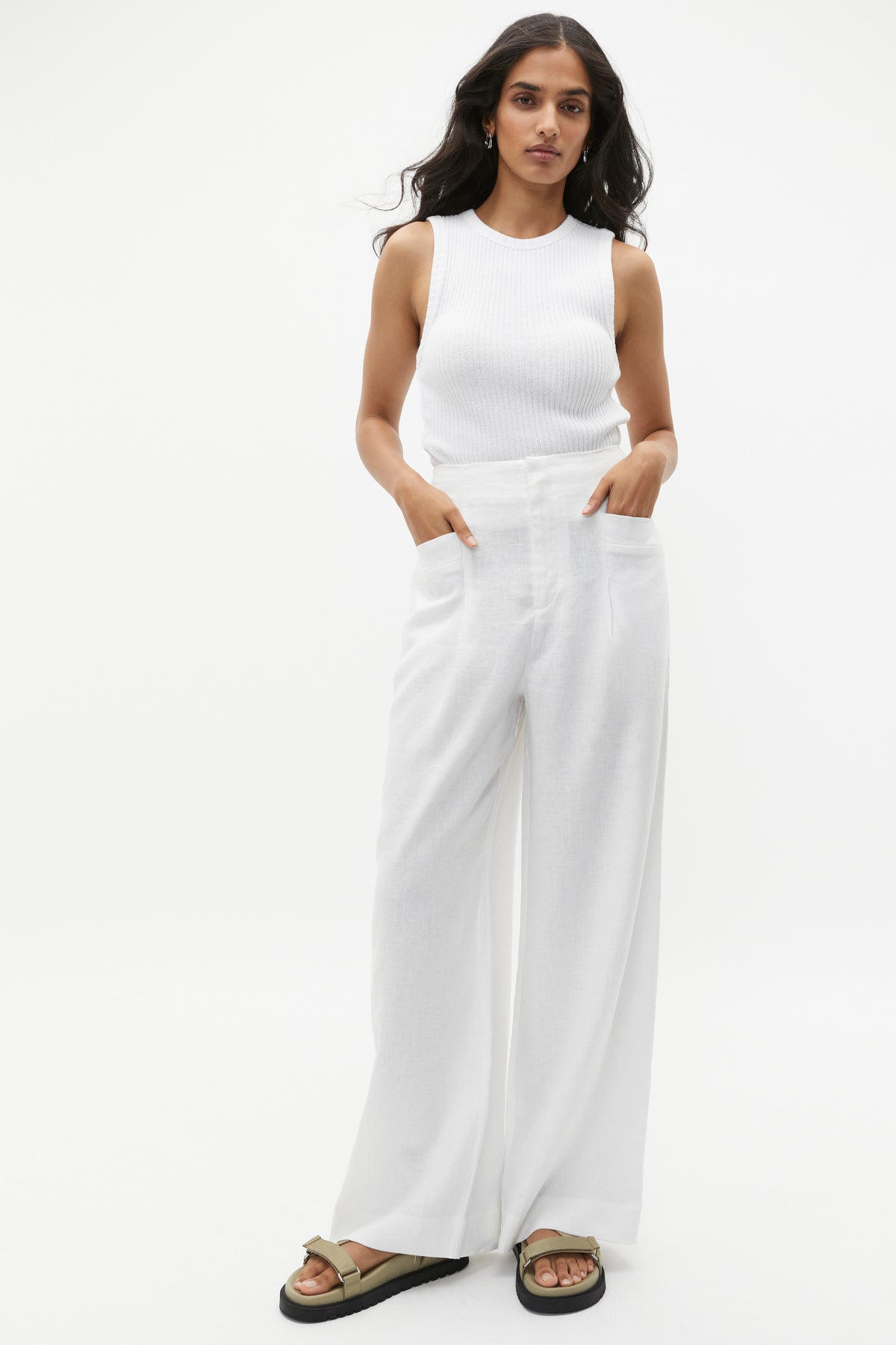 Linen High Rise Pleat Pant