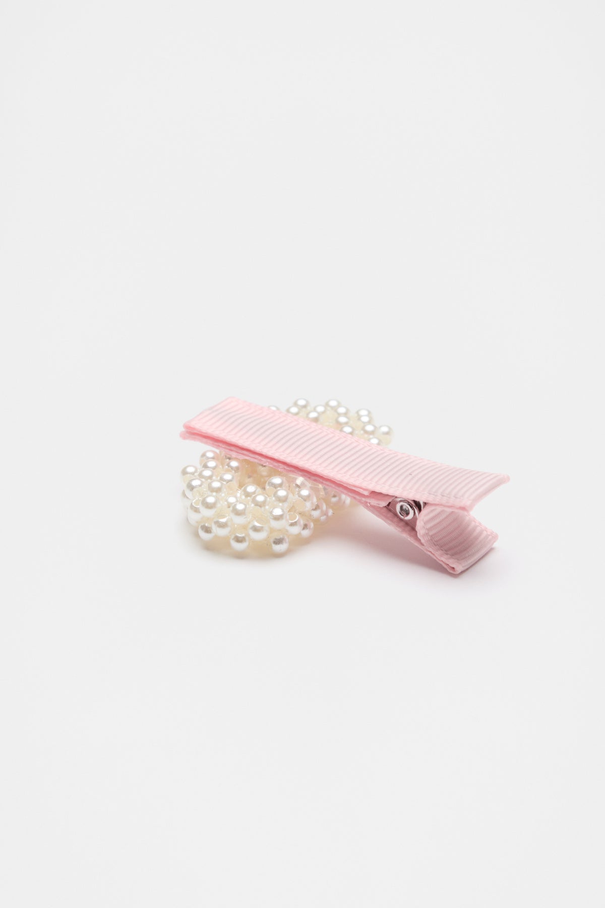 Initial Pearl Duck Clip