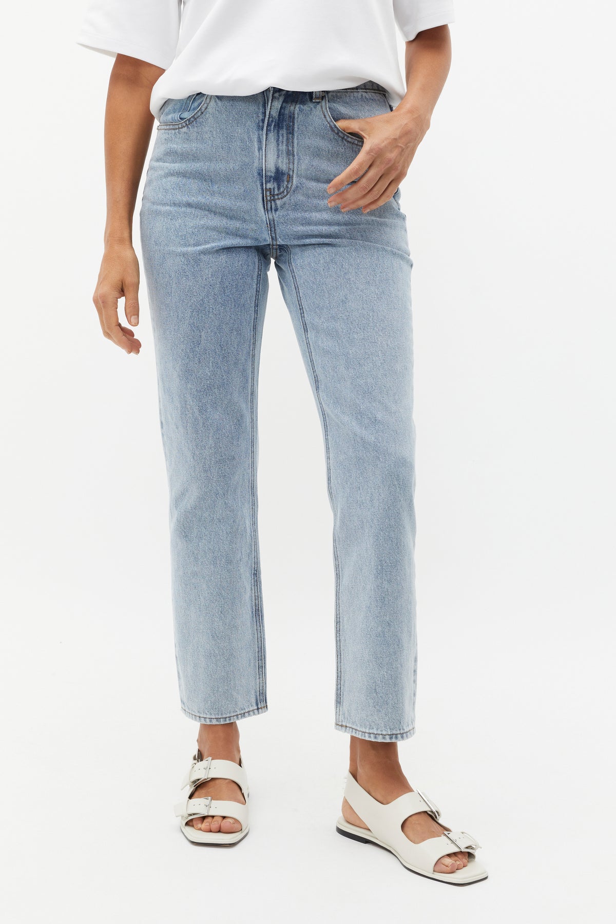 Core Rigid Slim Leg Jean