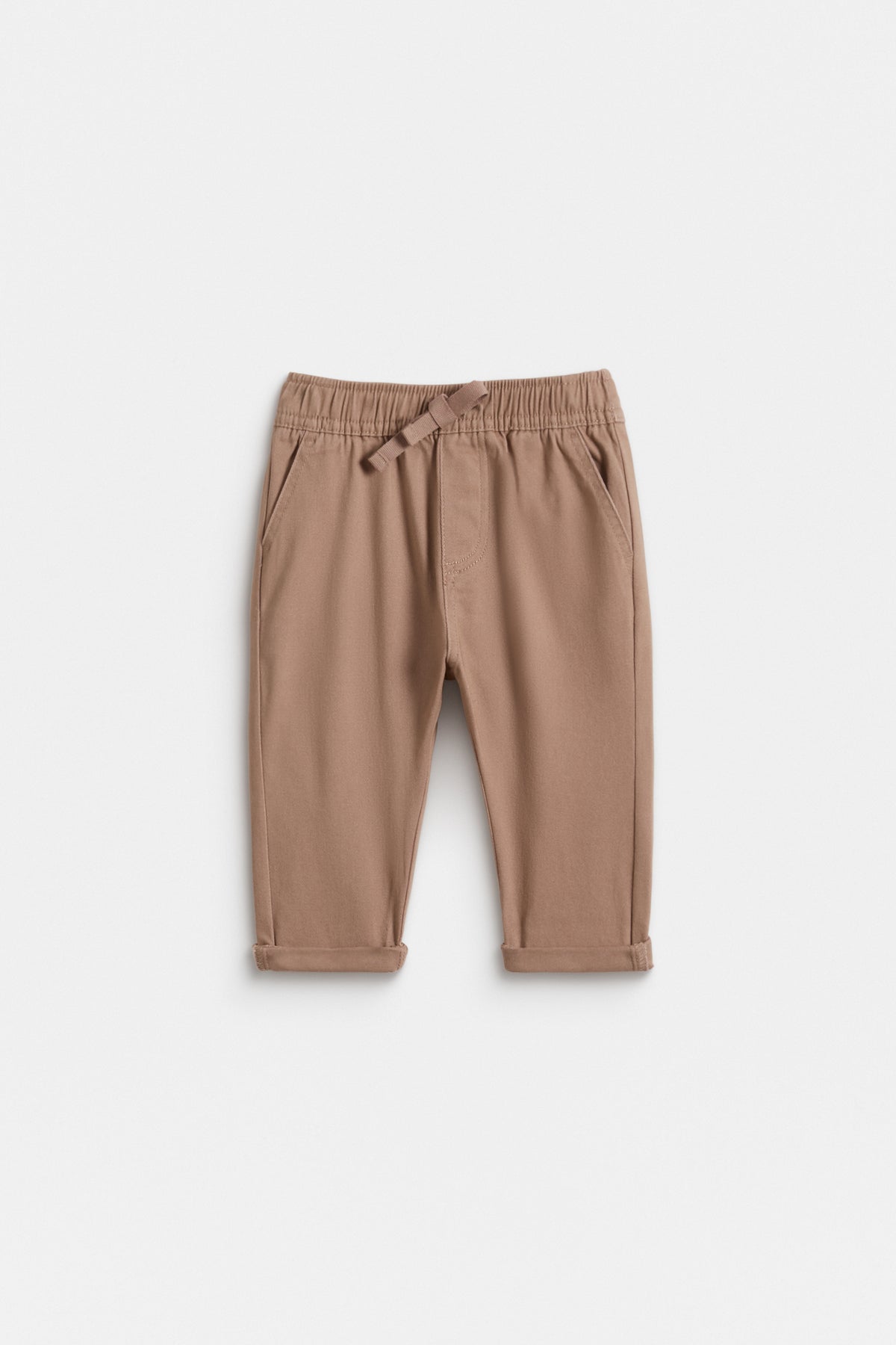 Core Logo Chino