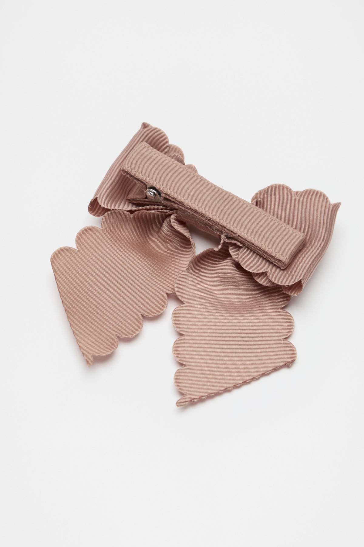Heritage Scallop Bow Duck Clip
