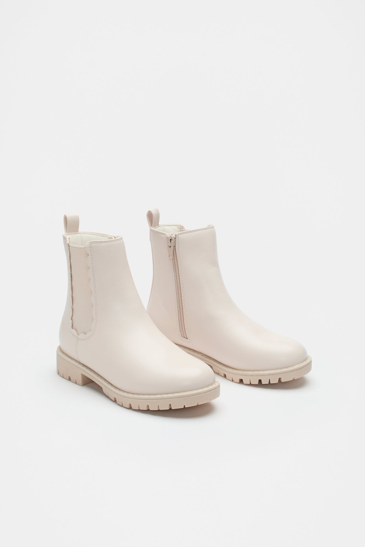 Scallop Gusset Boot