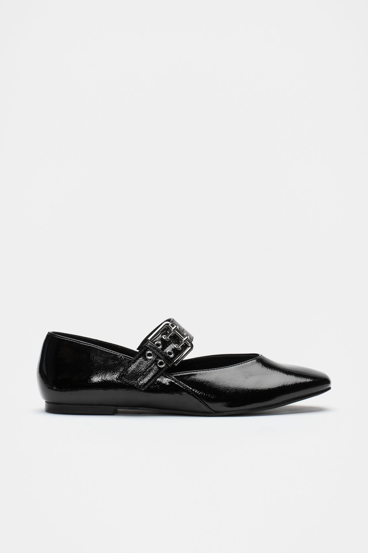 Buckle Ballet Flat