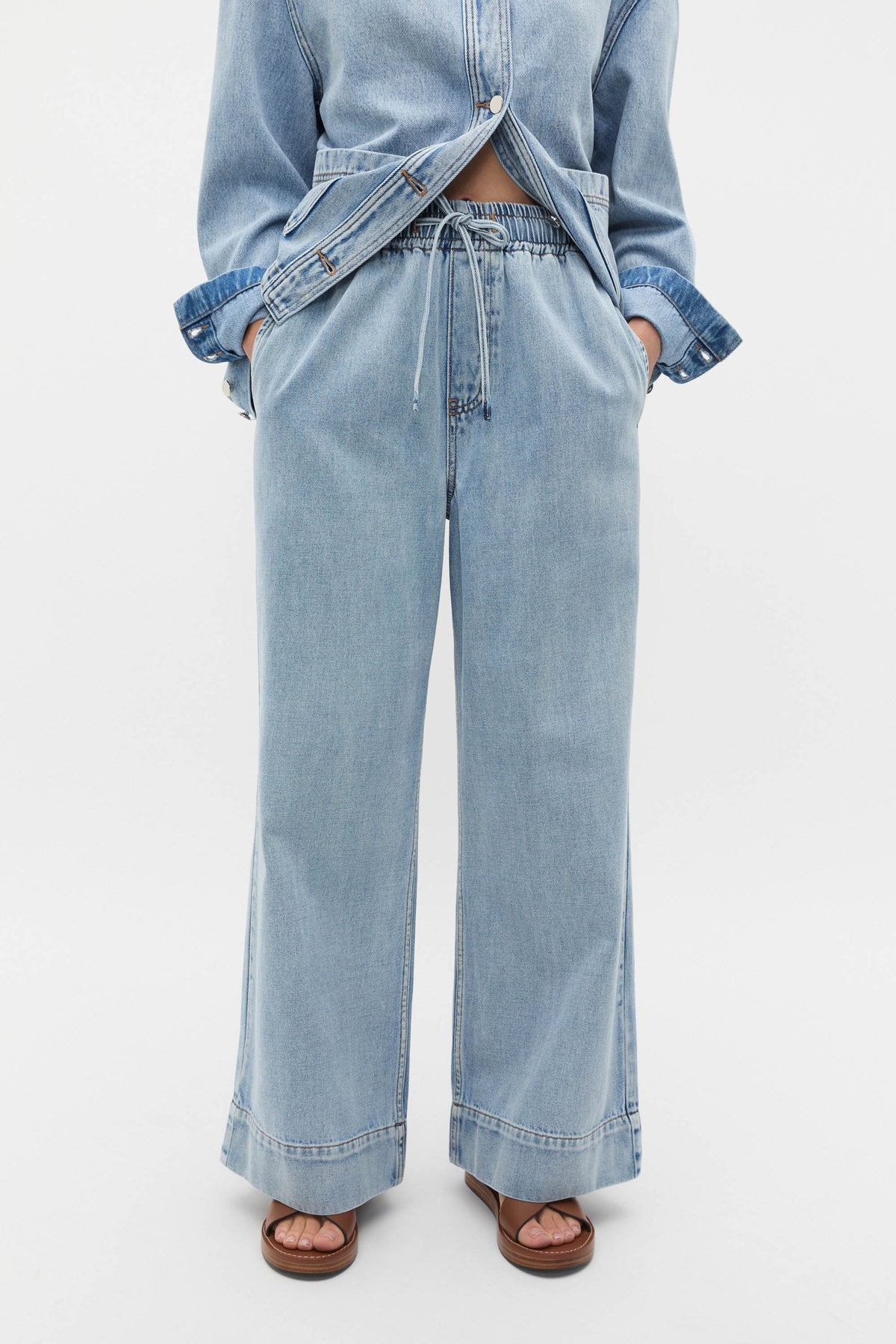 Elasticated Wide Leg Jean