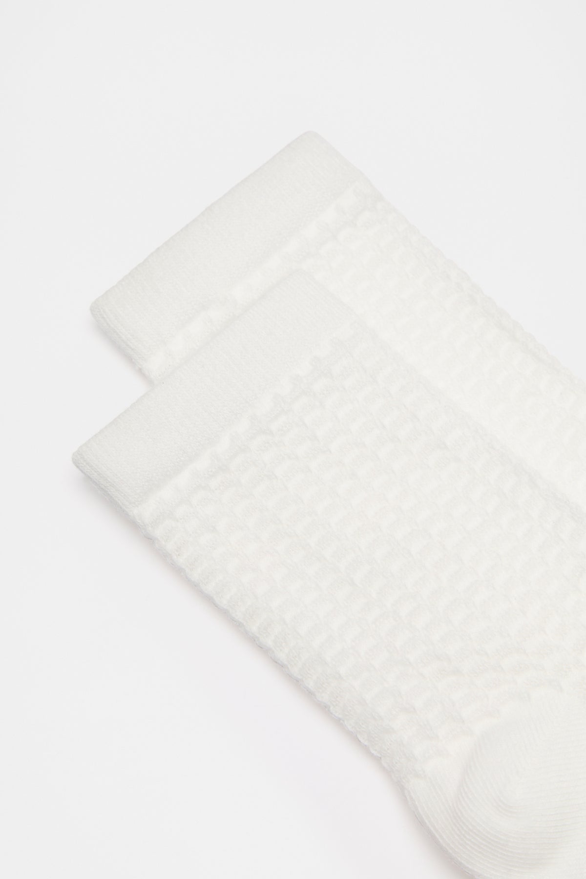 Waffle Quarter Crew Sock