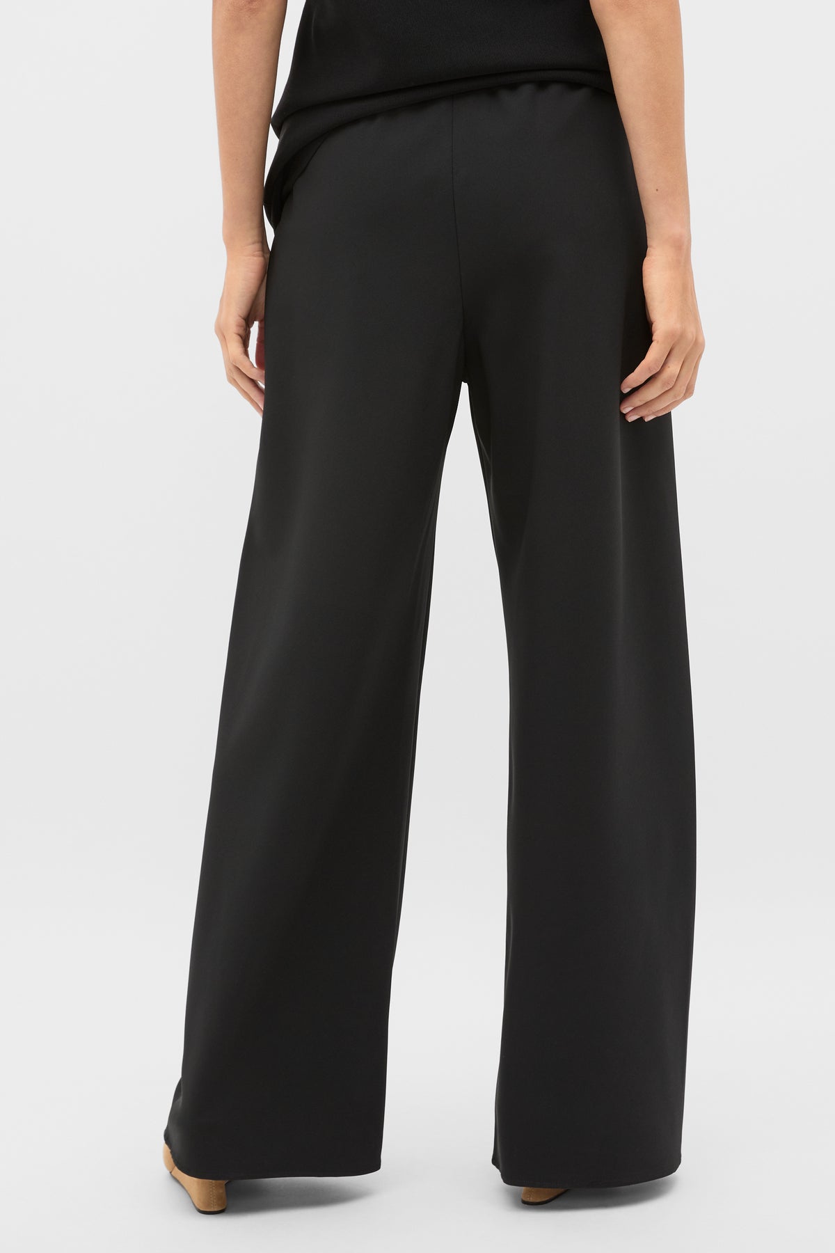 Easy Wide Leg Pant