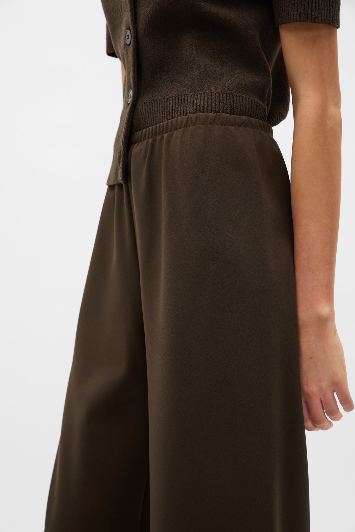 Easy Wide Leg Pant