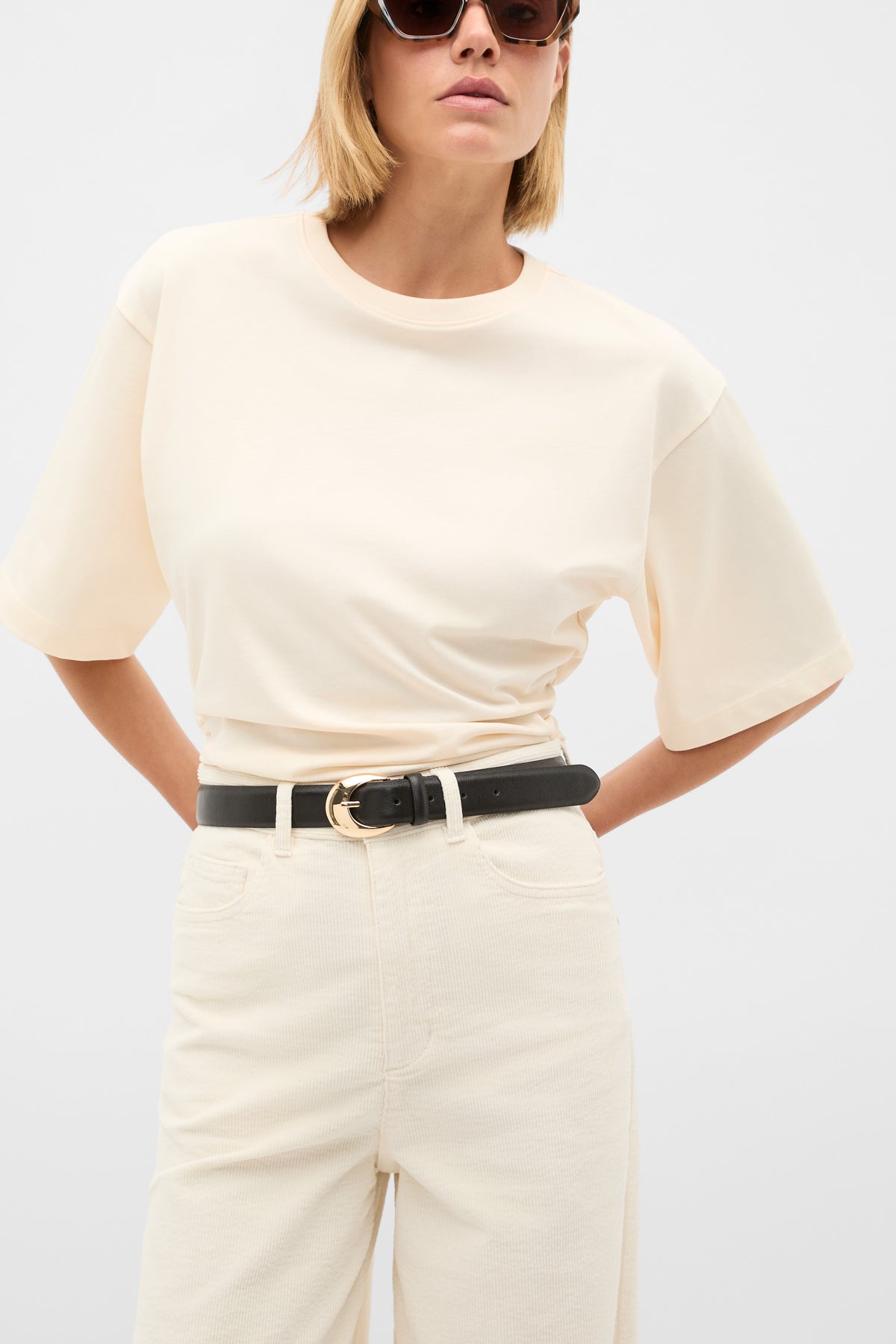 Dove Circle Buckle Belt