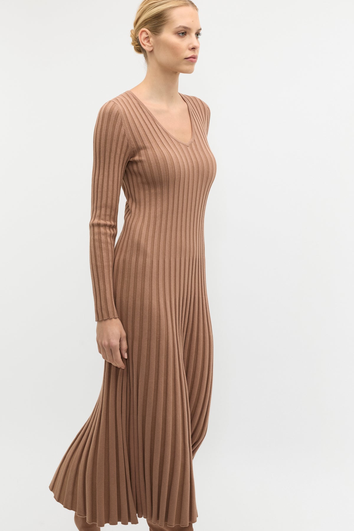 Pleated V Neck Knit Dress