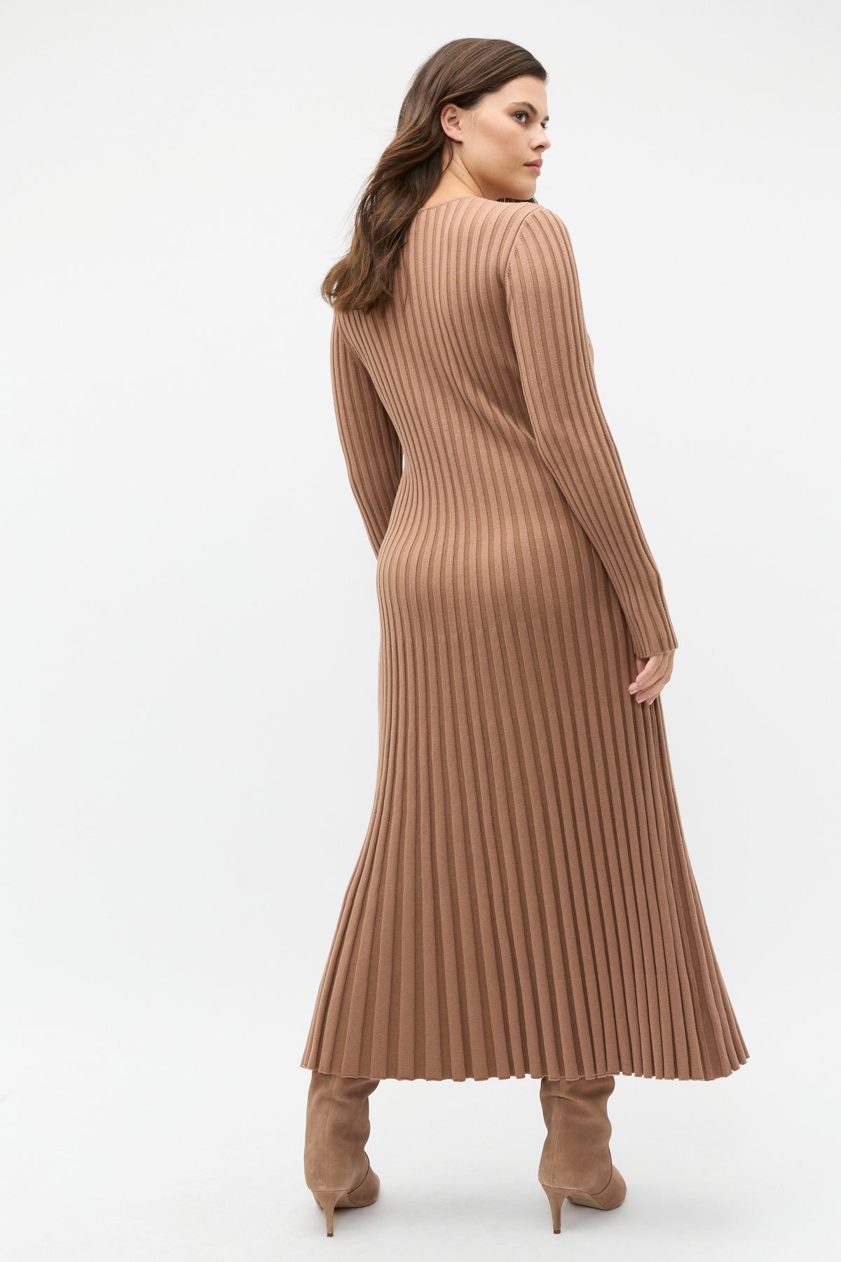 Pleated V Neck Knit Dress