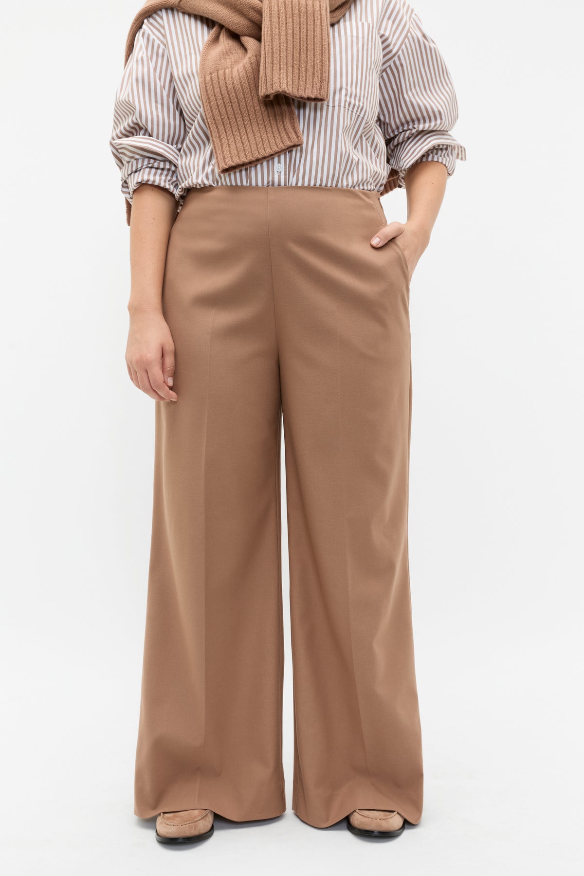 Tailored Wide Leg Pant