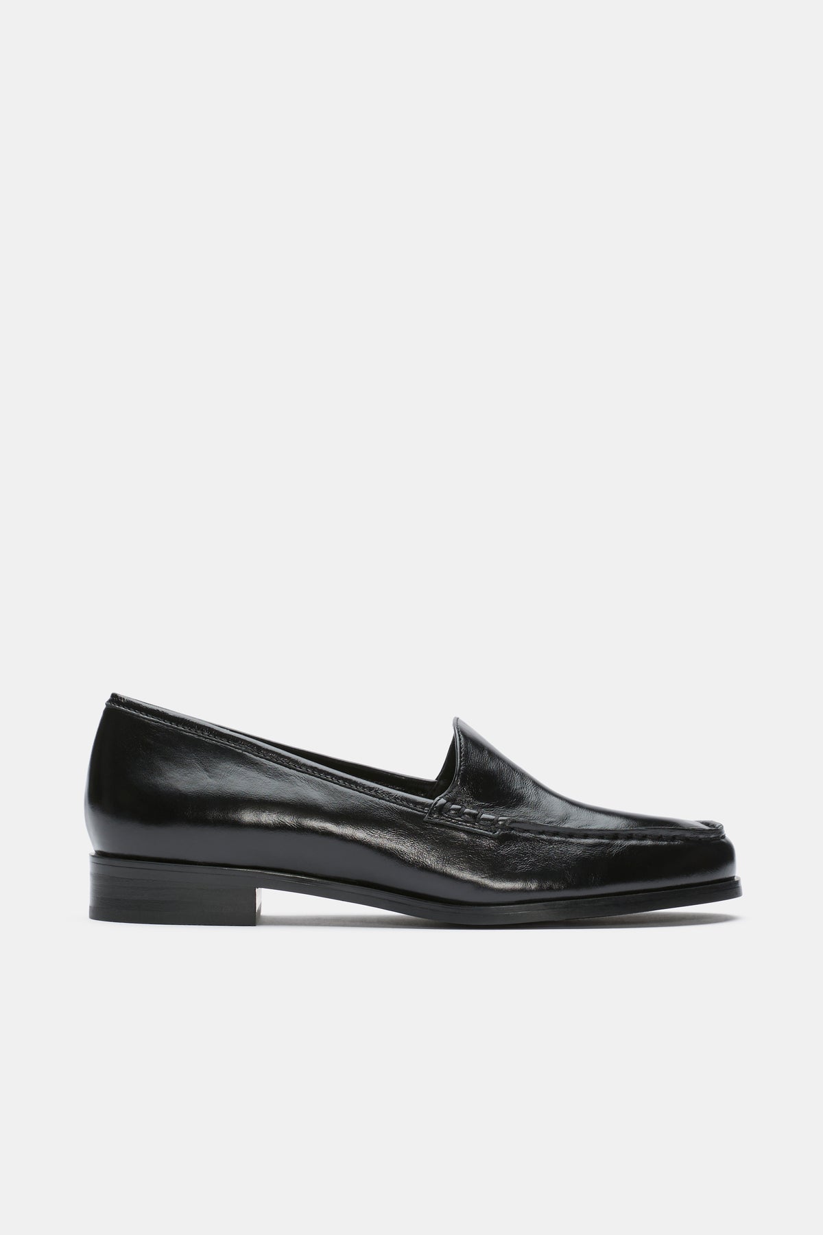Nella Loafer