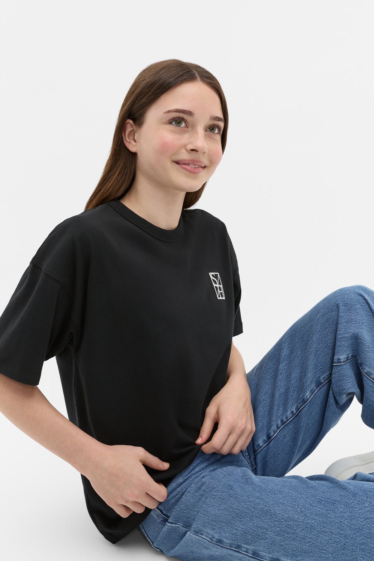 Oversized Logo Tee