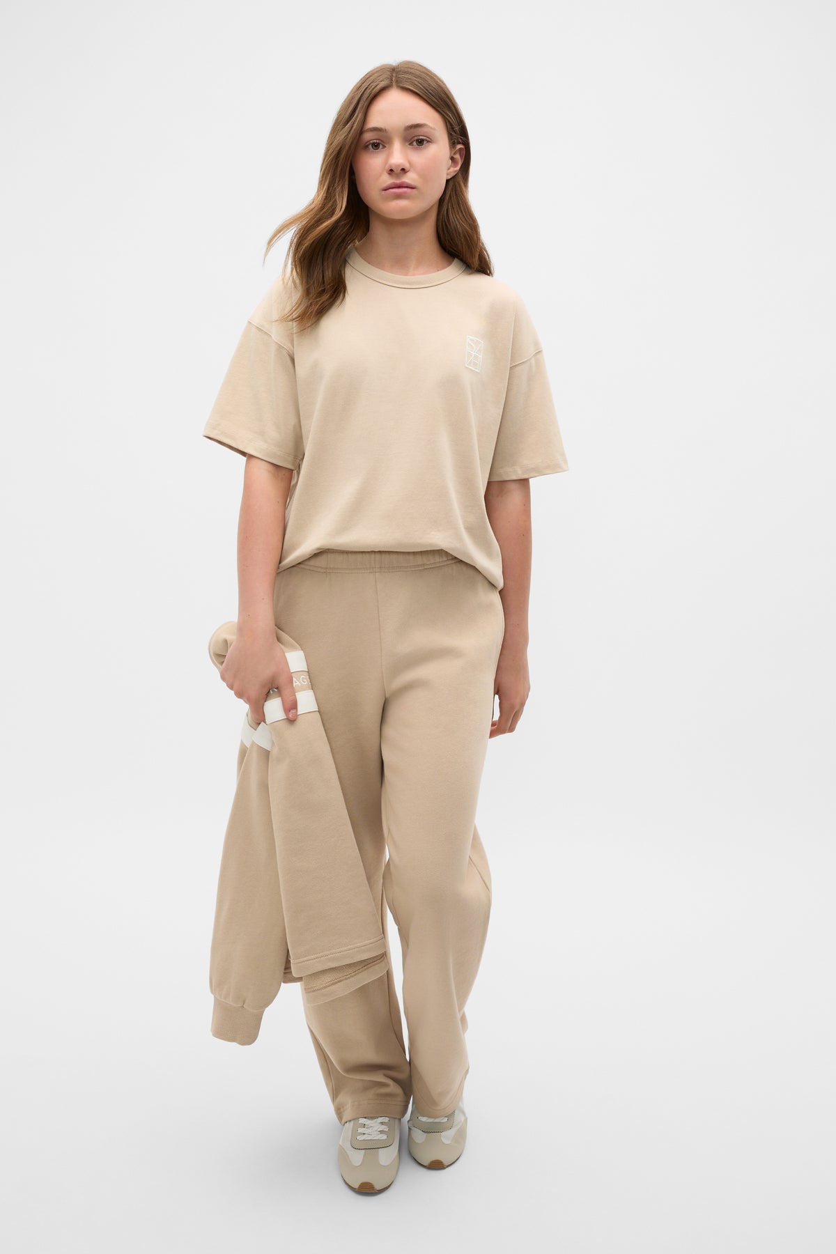 Oversized Logo Tee
