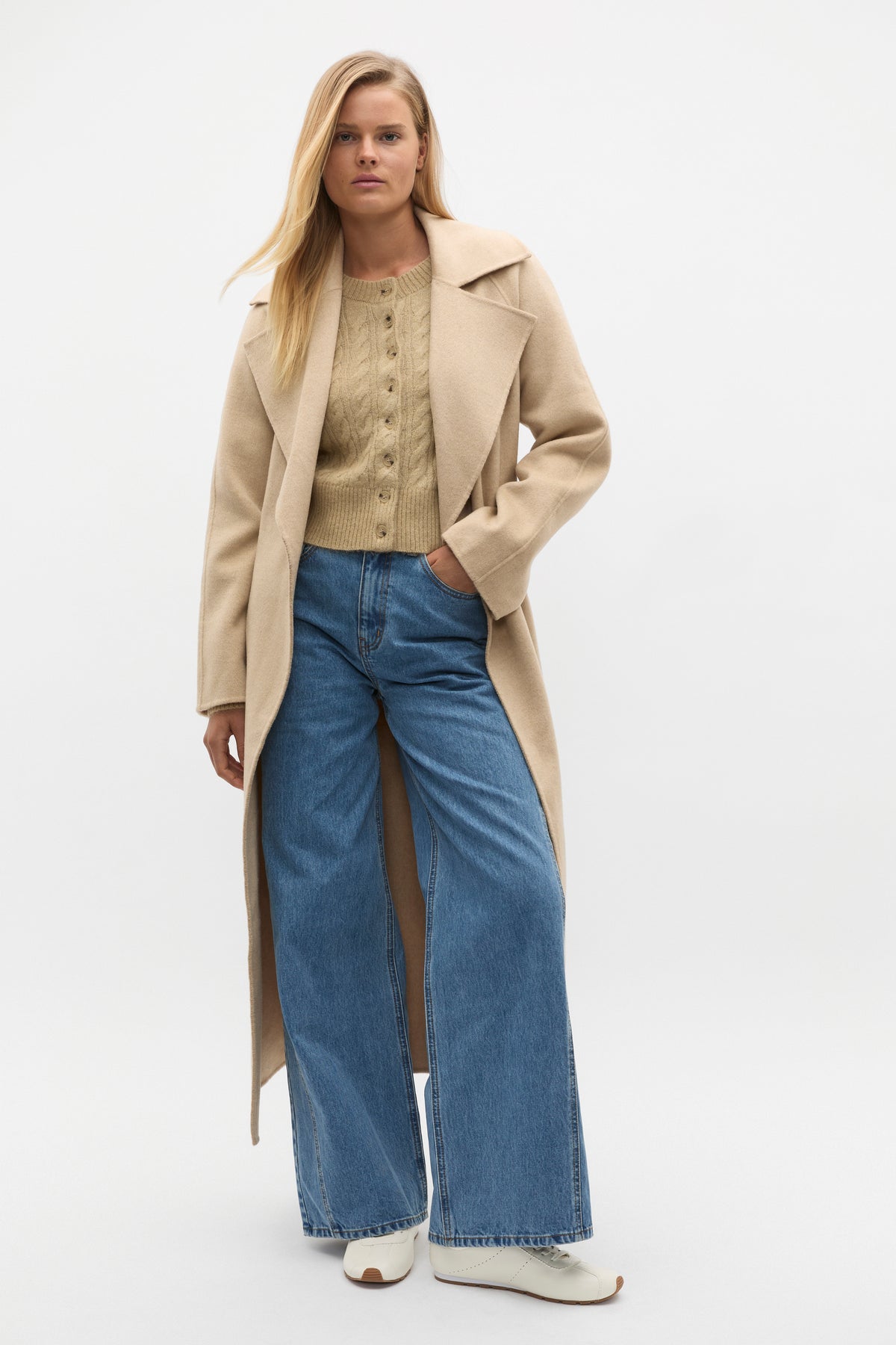 Cable Cropped Button Cardi