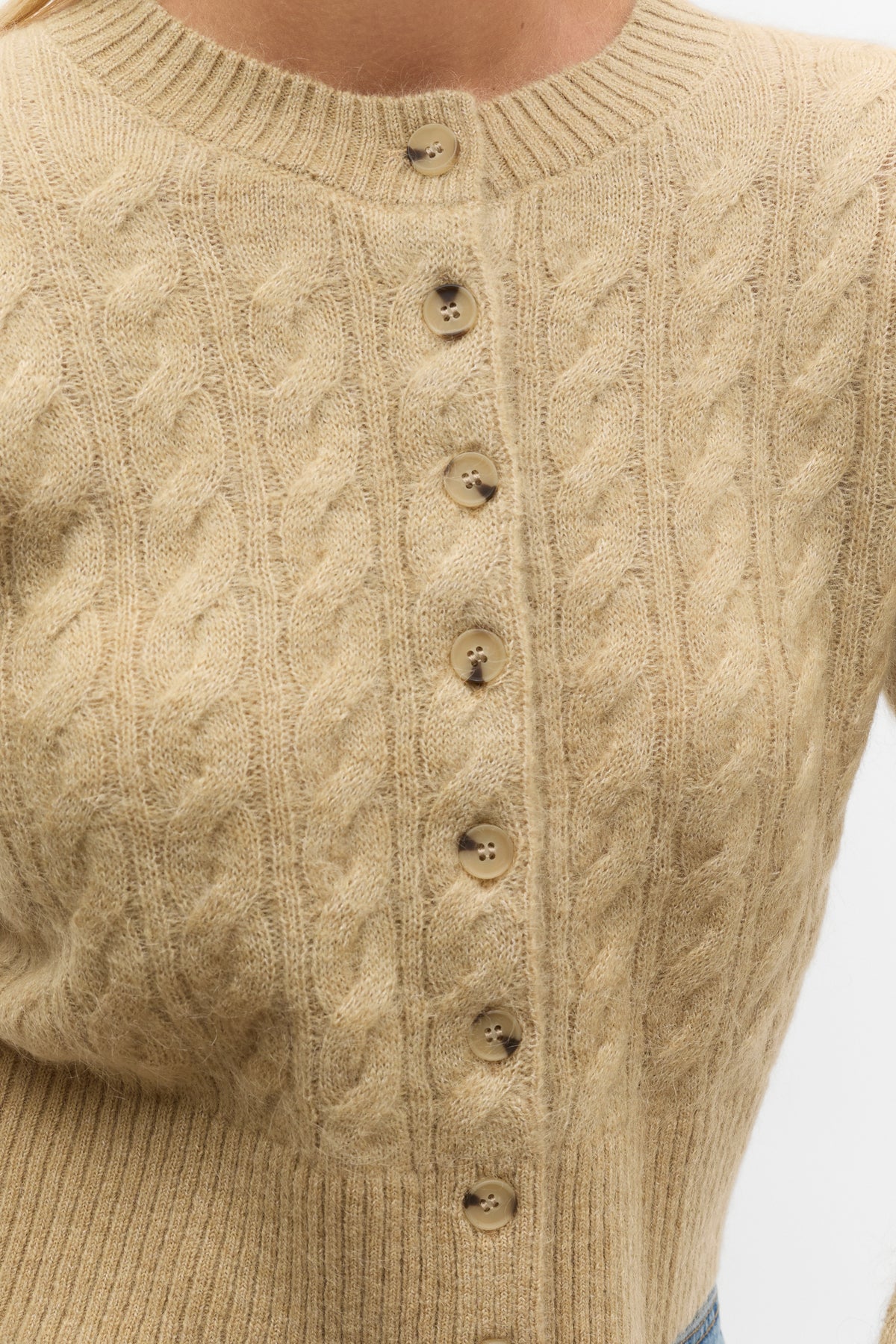 Cable Cropped Button Cardi
