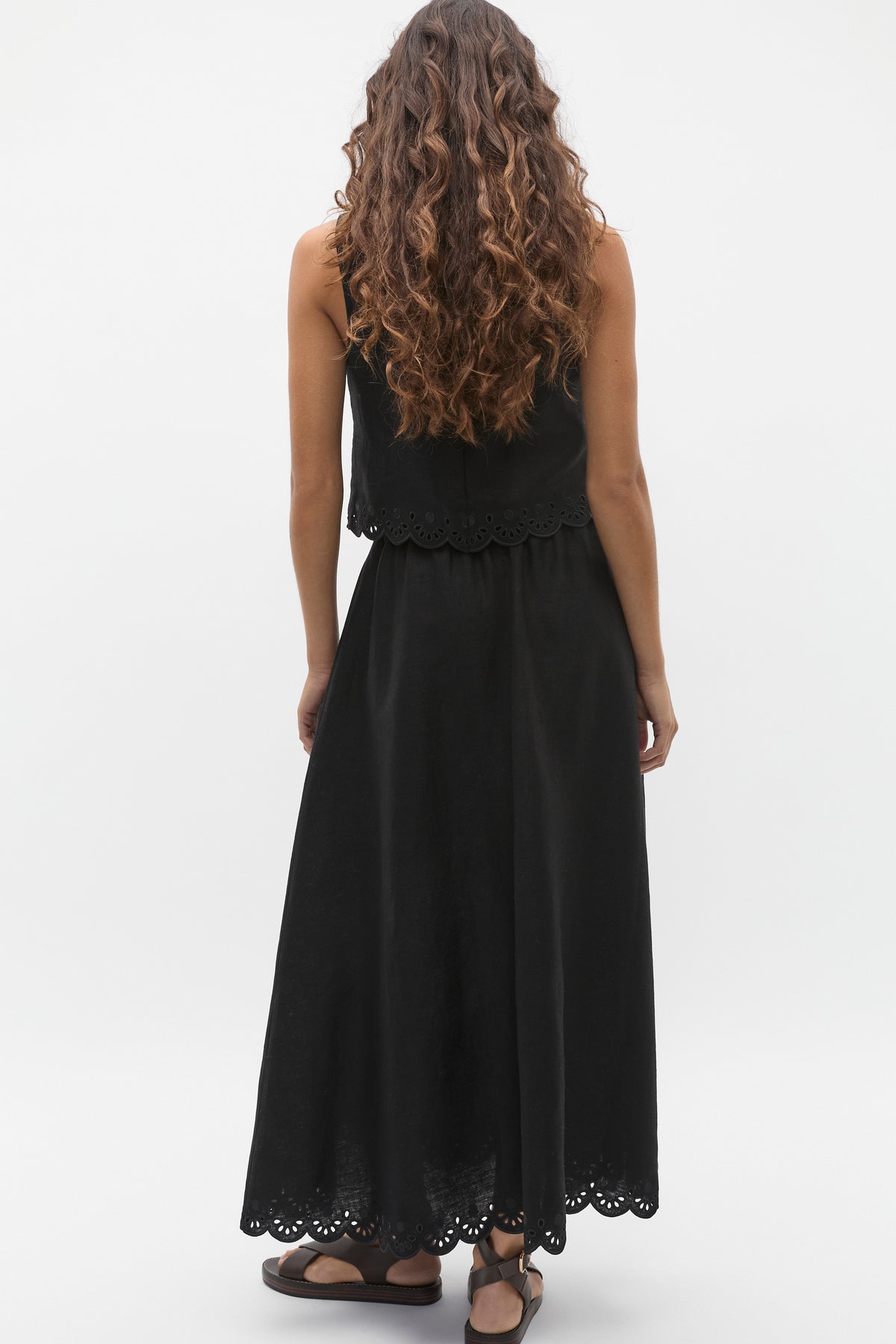 Scallop Broderie Midi Skirt