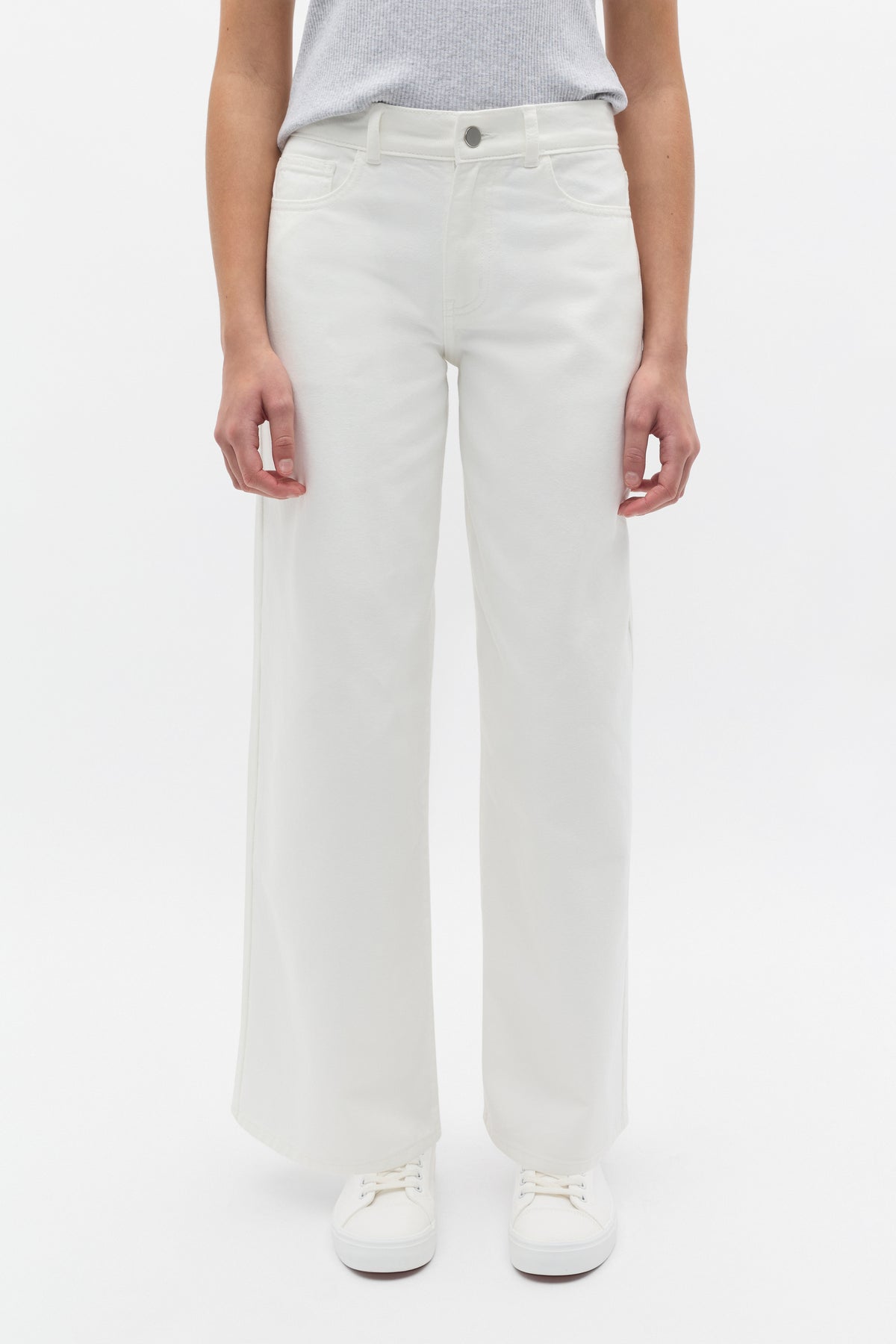 Soft Wide Leg Jean