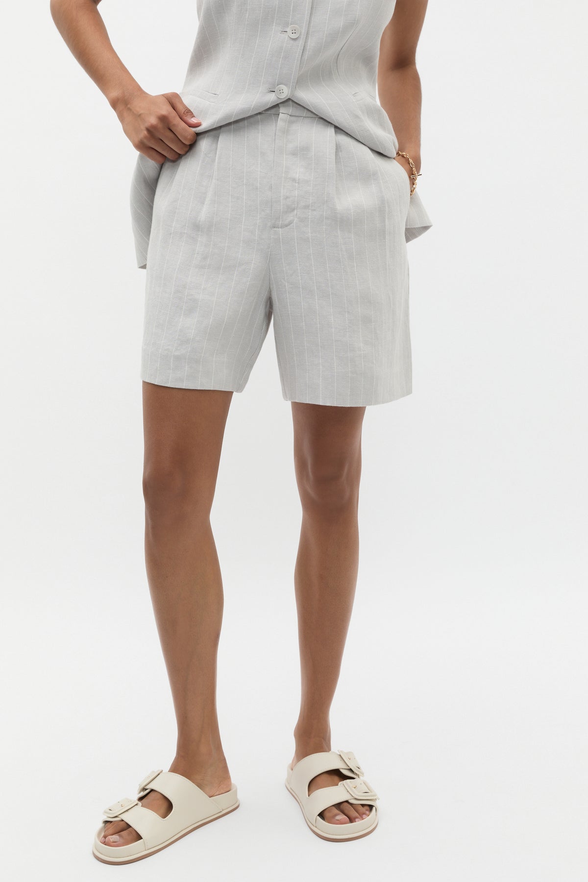 Linen Pinstripe Short