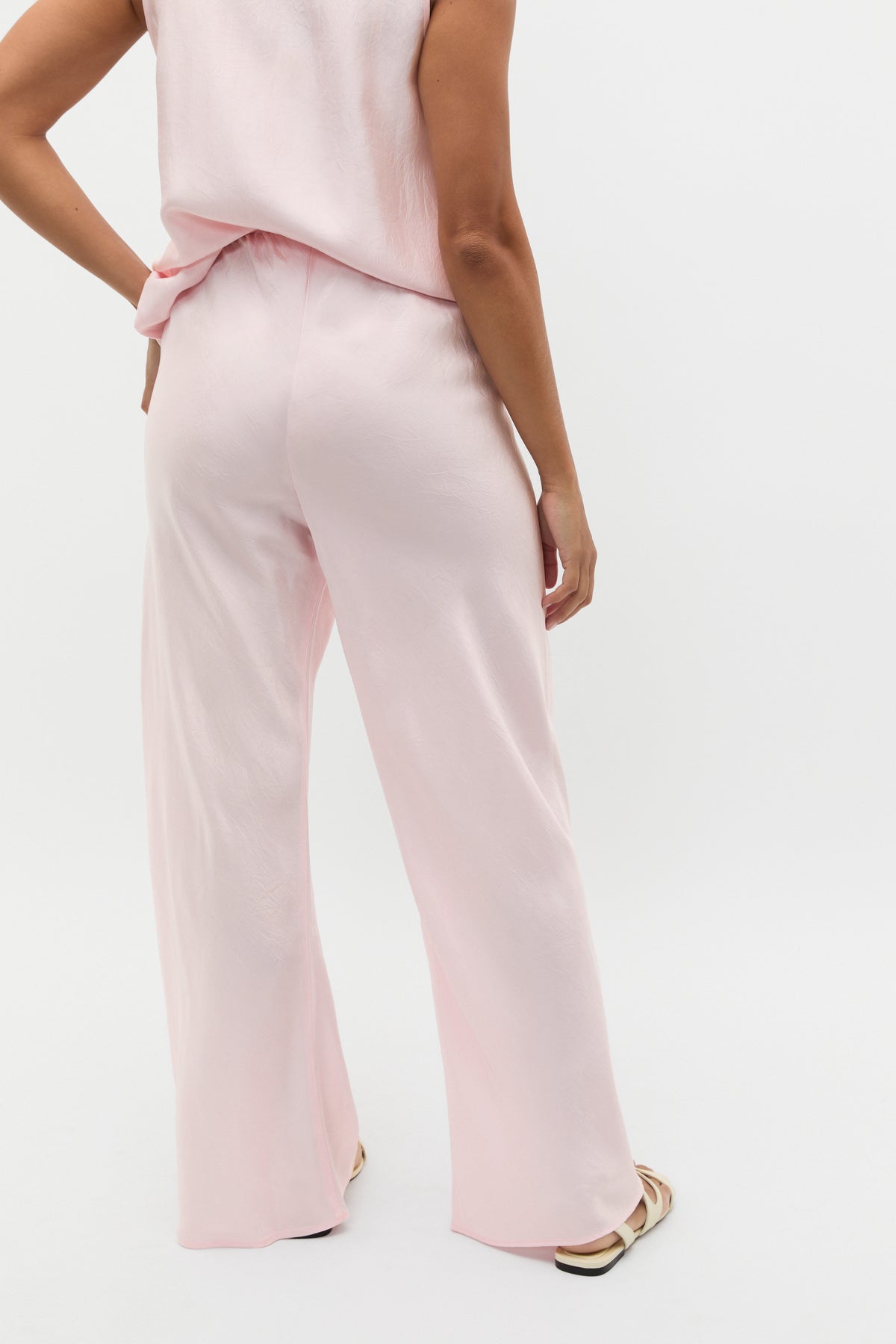Crinkled Satin Pant