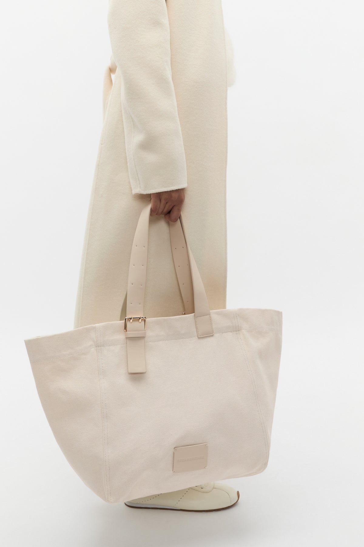 Relaxed Fabric Tote