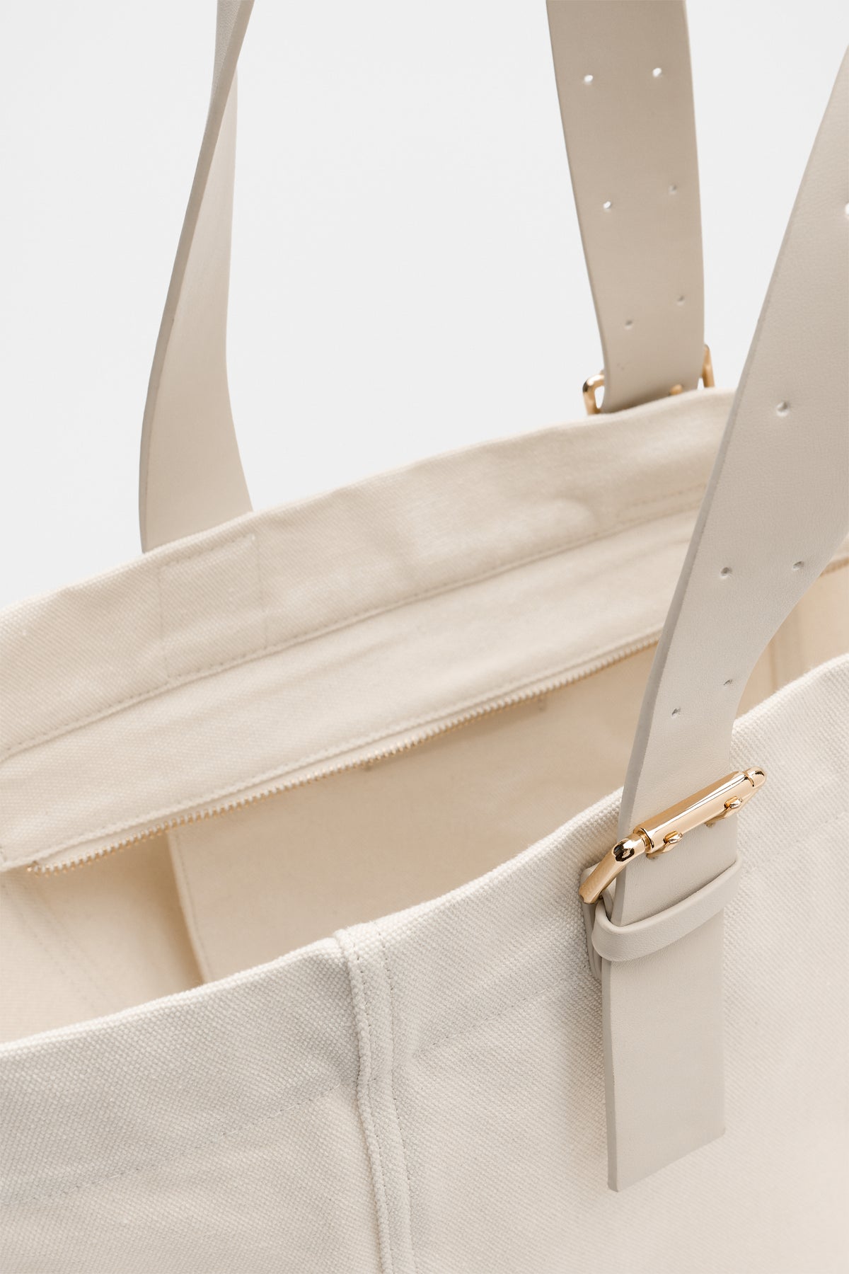 Relaxed Fabric Tote