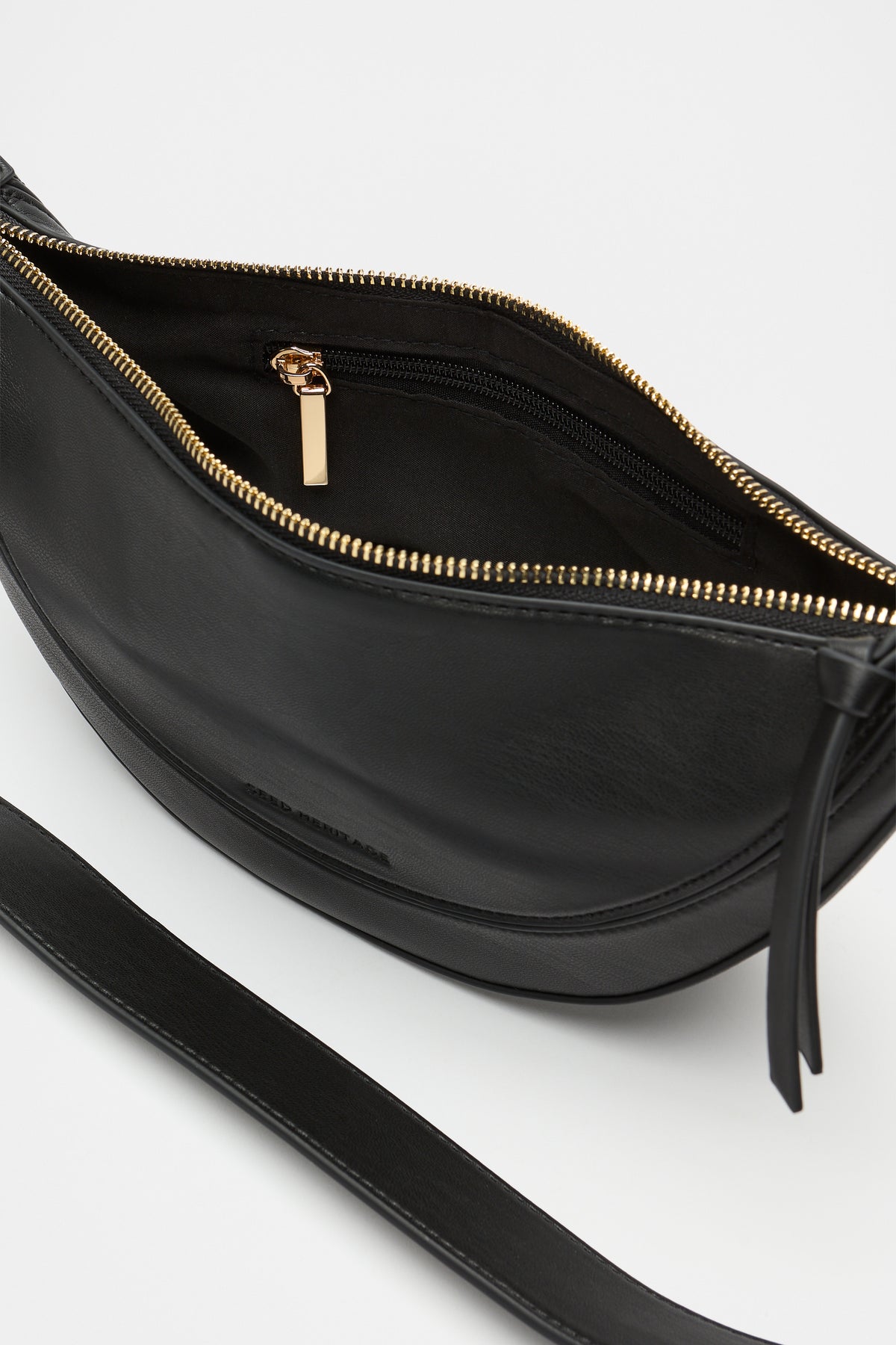 Relaxed Crossbody Bag