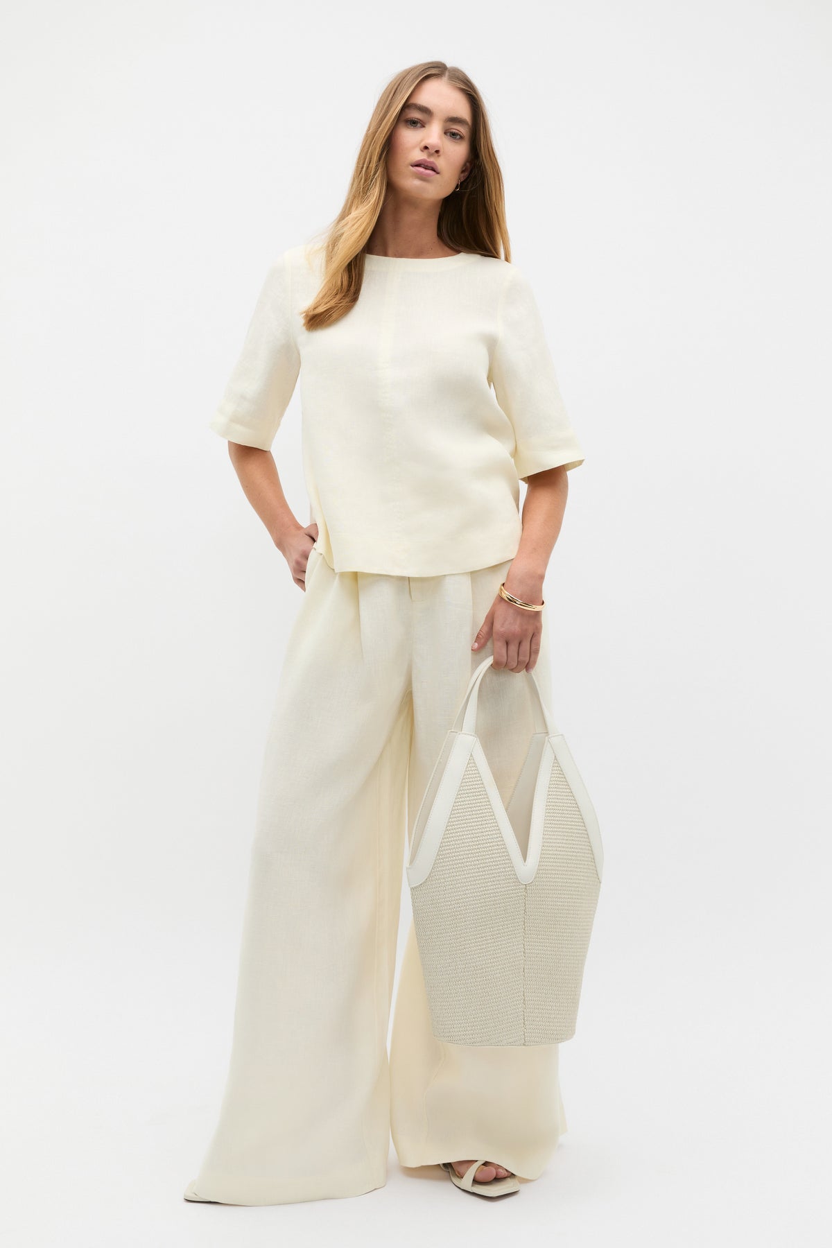 Core Linen Tee