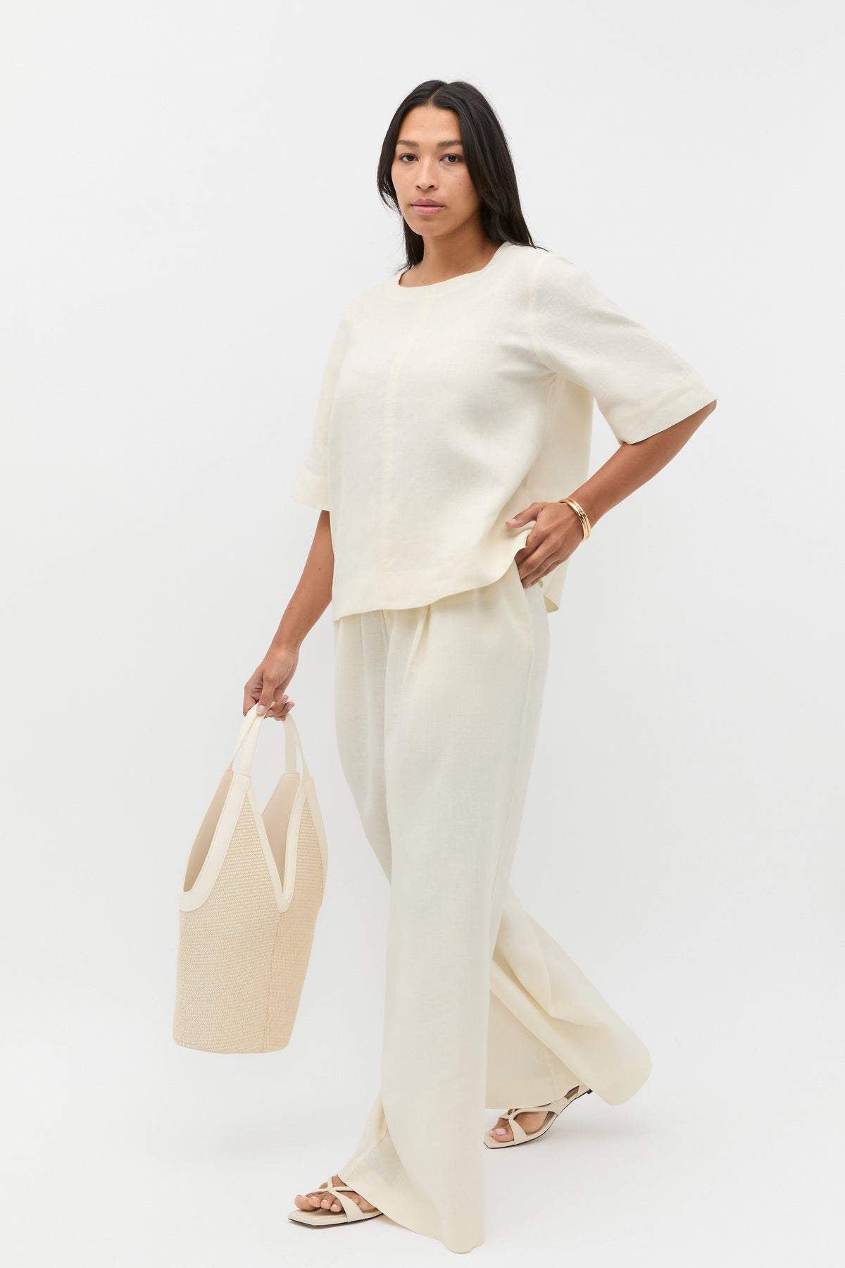 Core Linen Tee