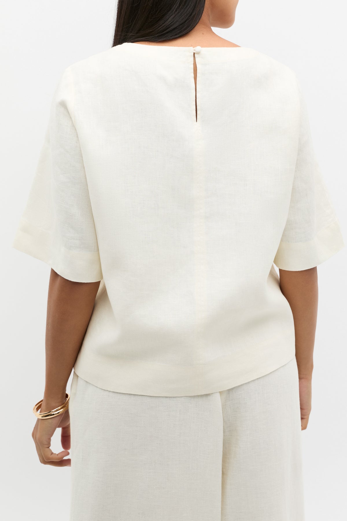 Core Linen Tee