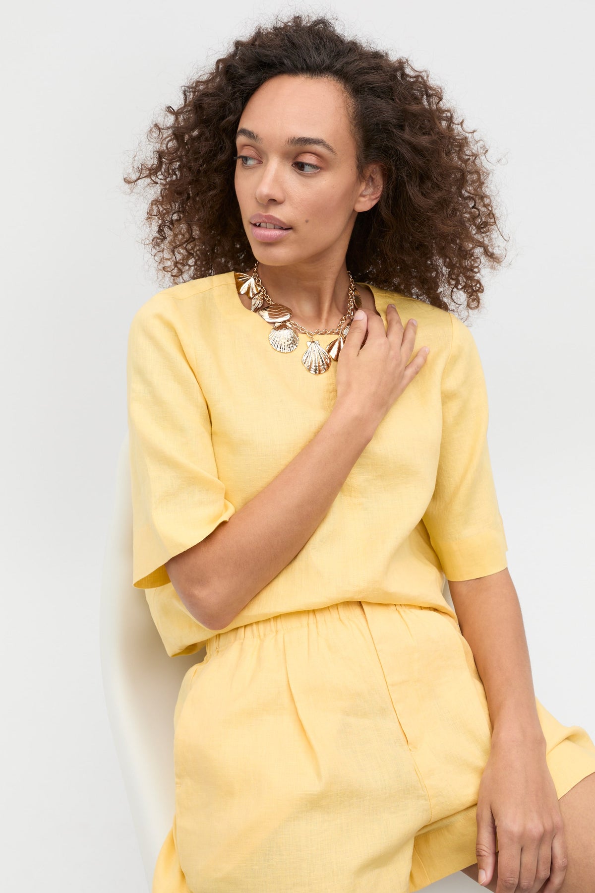 Core Linen Tee