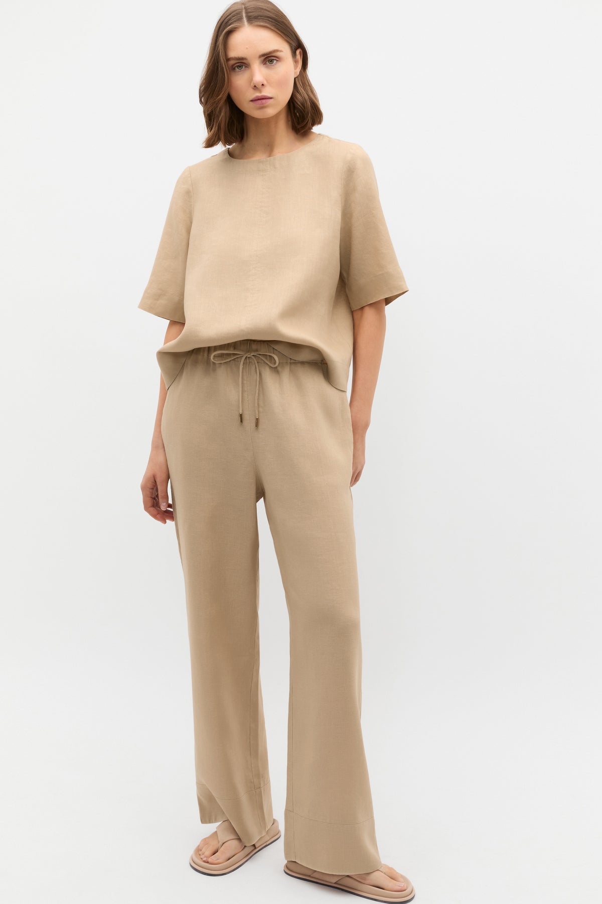 Core Linen Tee