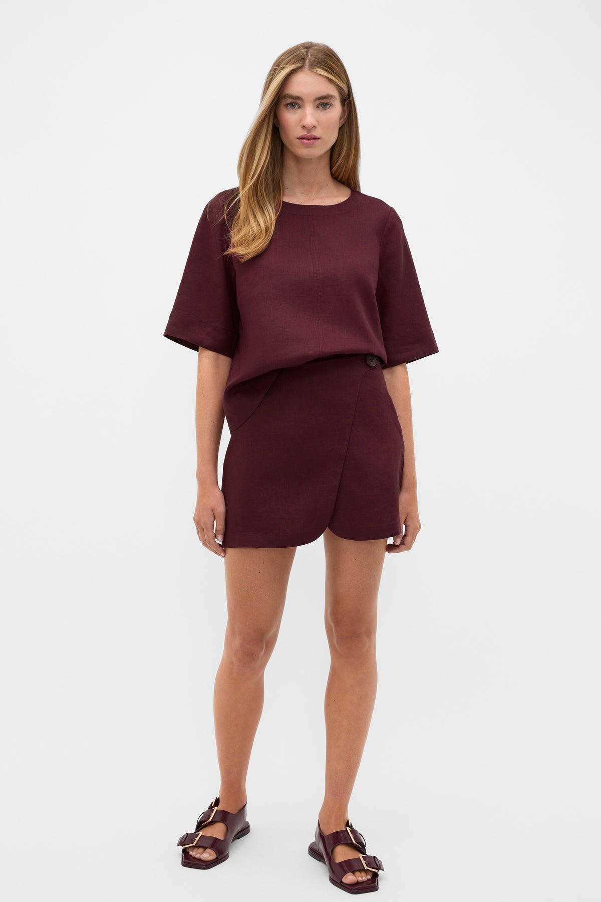 Core Linen Tee