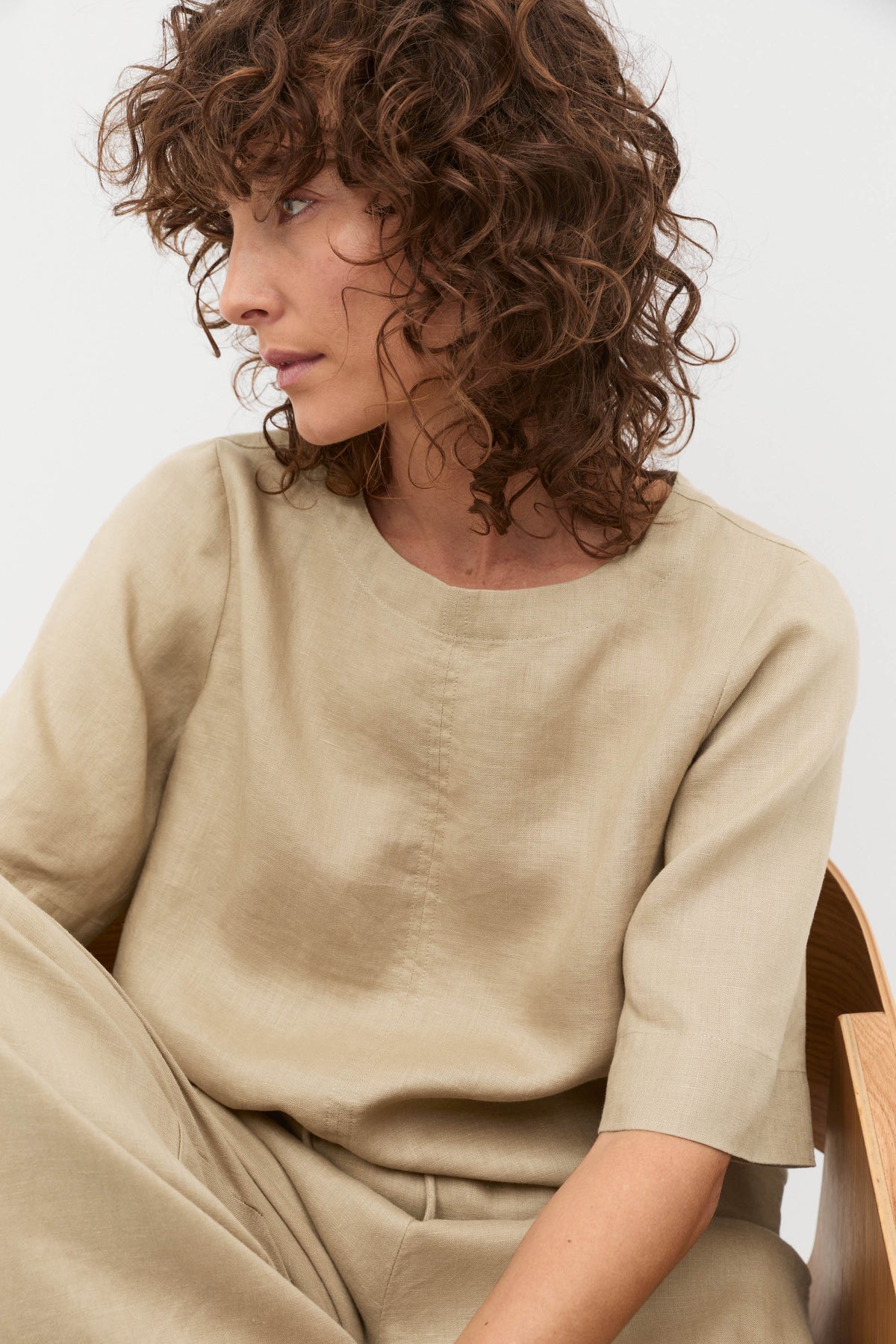 Core Linen Tee
