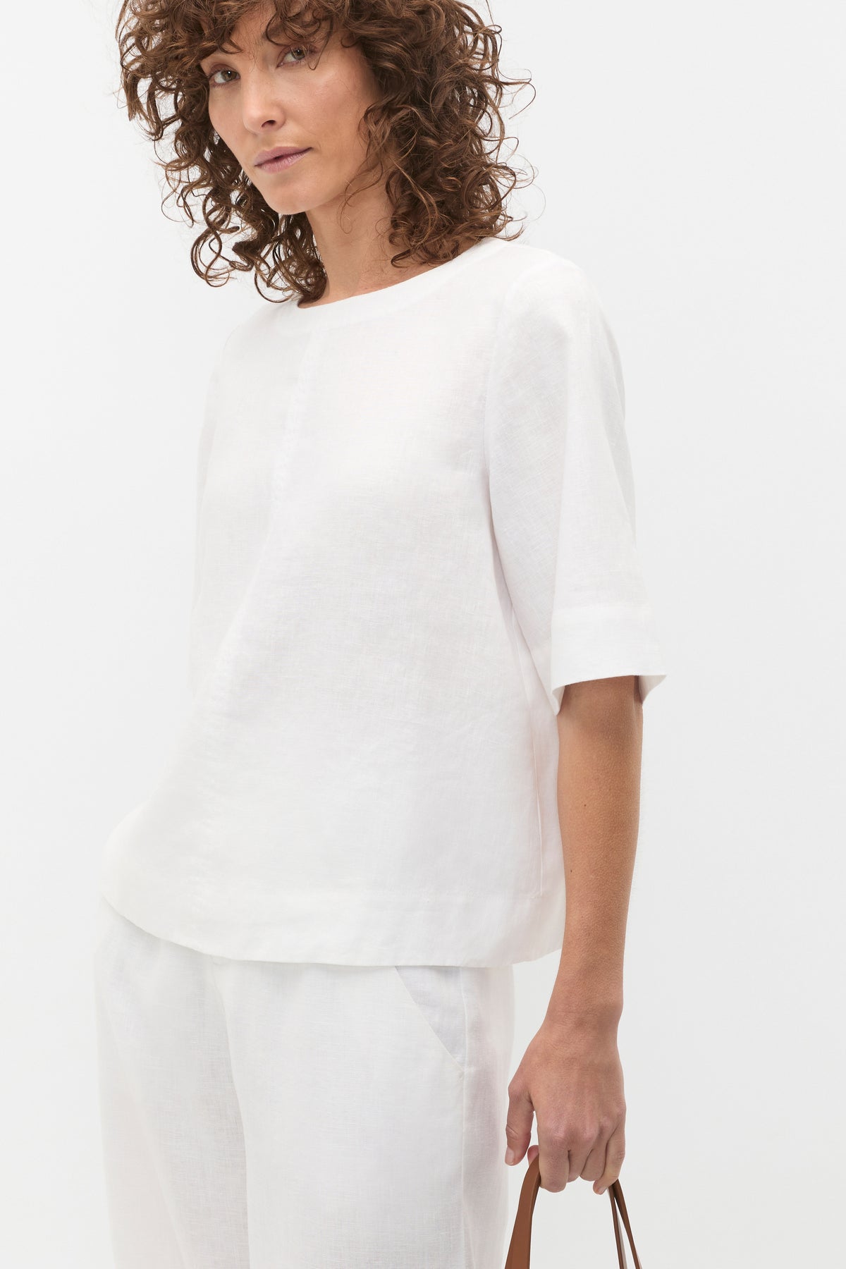 Core Linen Tee