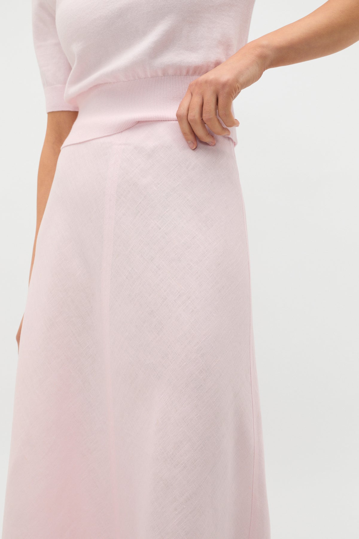 Core Linen Seam Front Skirt