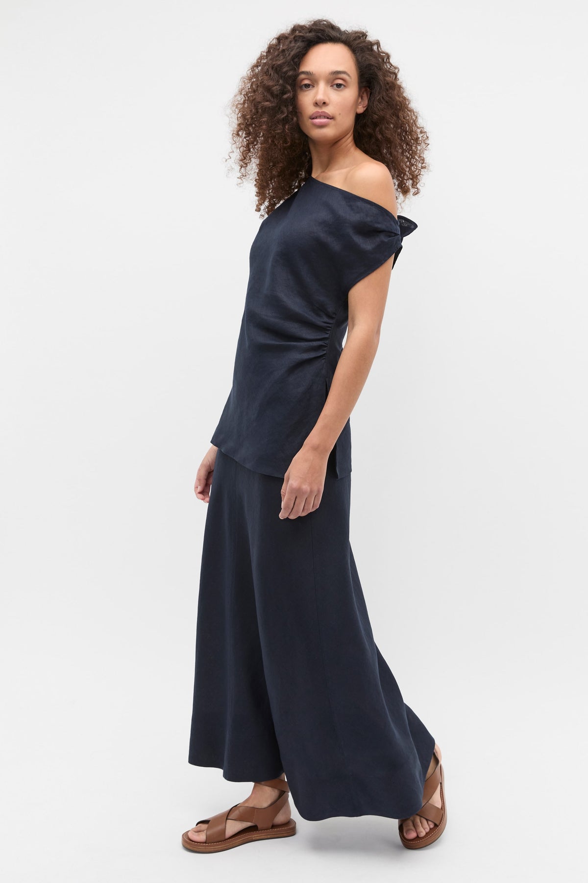 Core Linen Seam Front Skirt