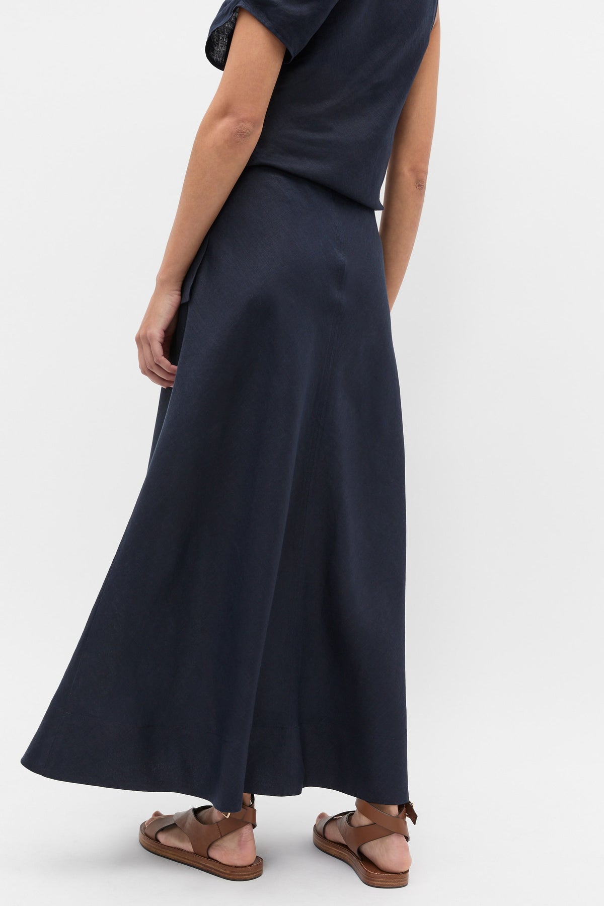Core Linen Seam Front Skirt