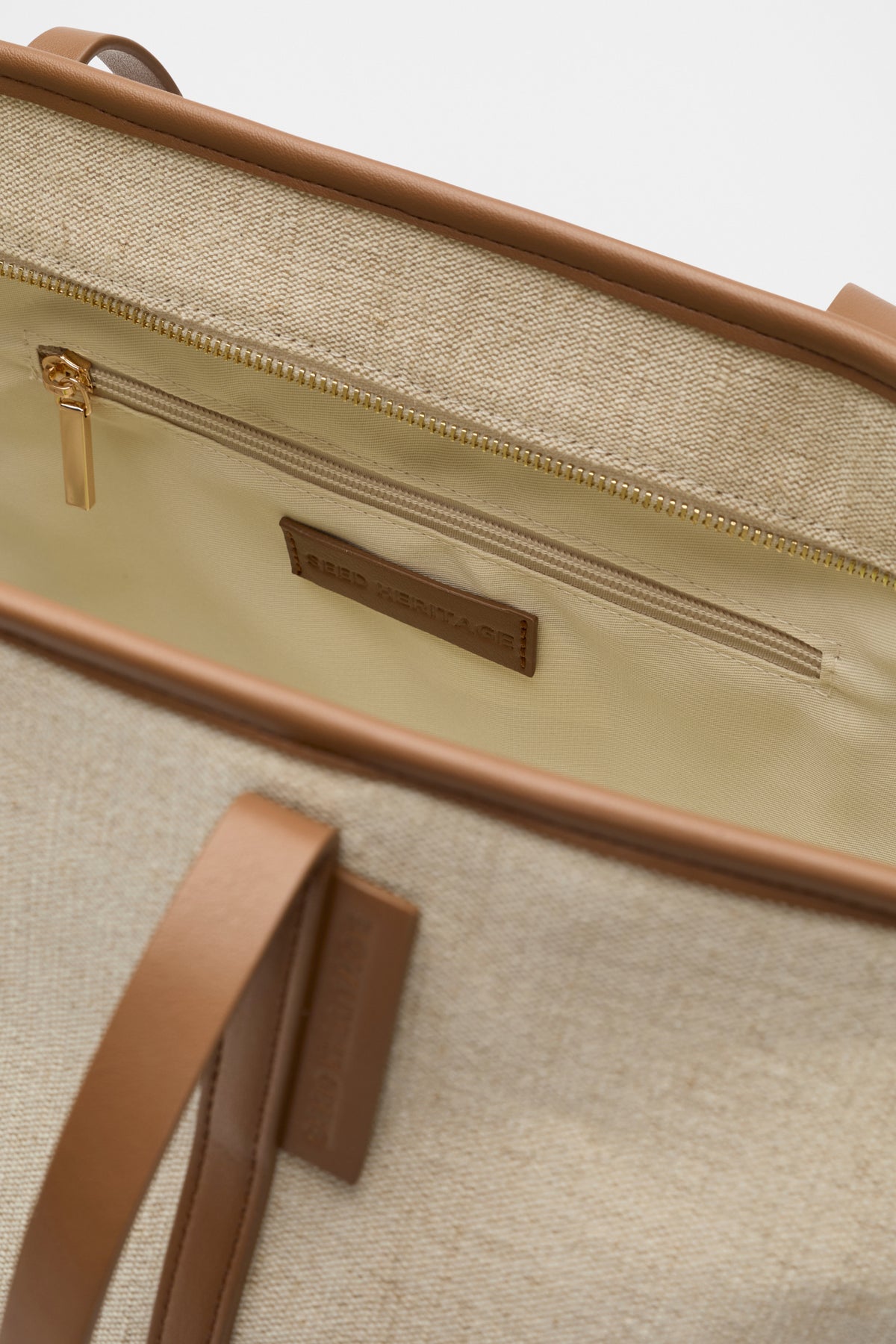 Trim Detail Tote