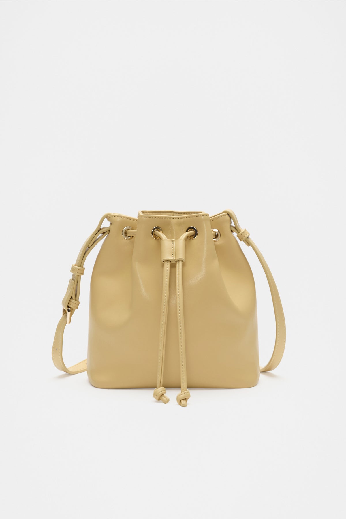 Ring Detail Crossbody Bag