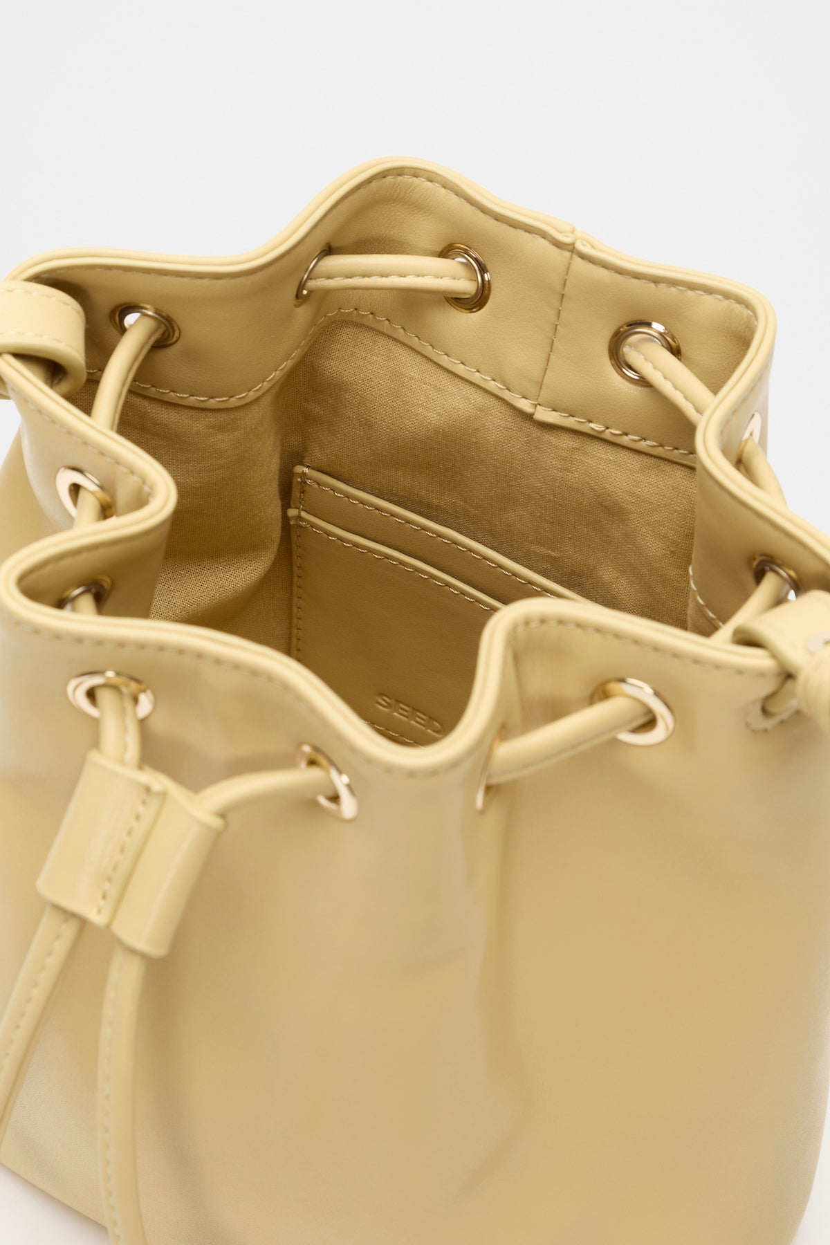Ring Detail Crossbody Bag