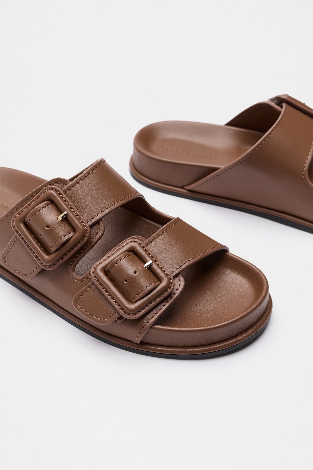 Dulci Covered Buckle Slide