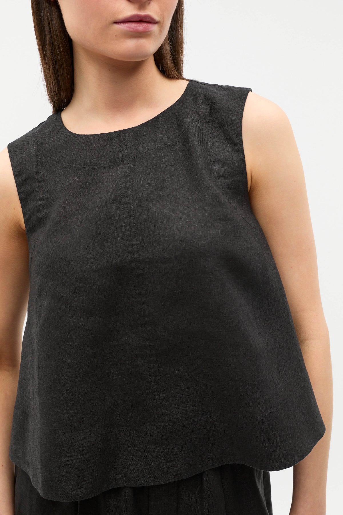 Core Linen Shell Top