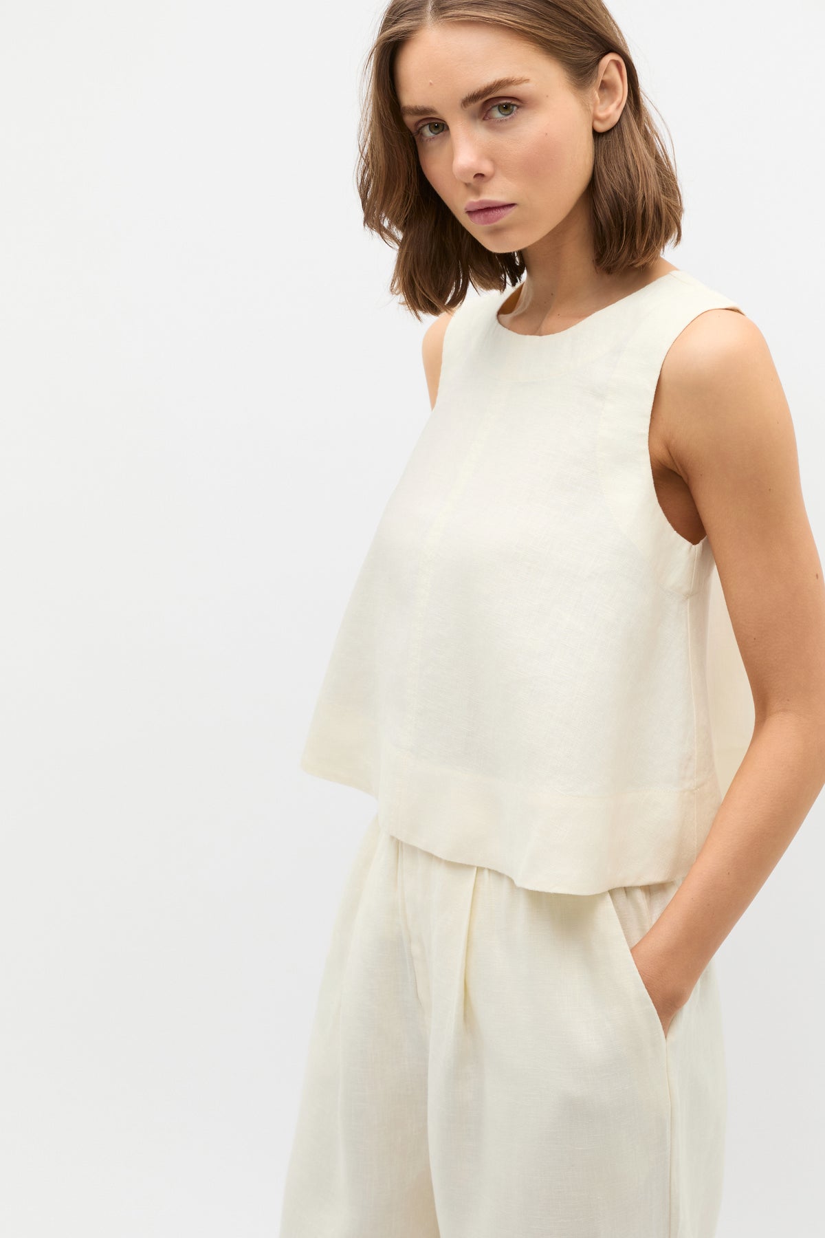 Core Linen Shell Top