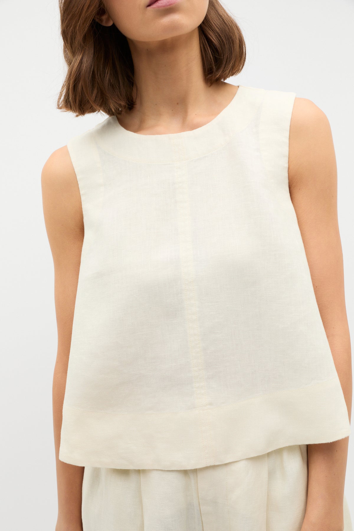 Core Linen Shell Top